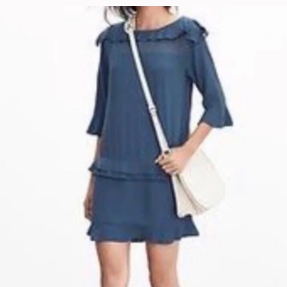 BANANA REPUBLIC TIERED RUFFLLIED DRESS SIZE 4